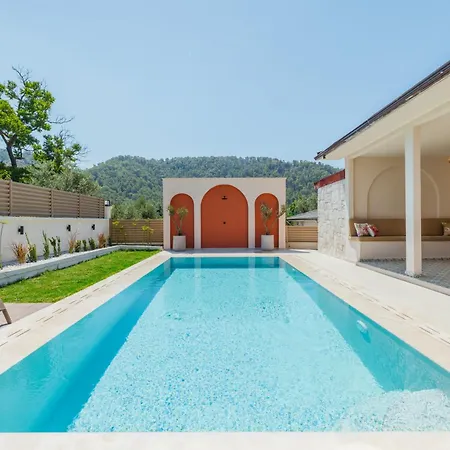 Veranda House Goecek