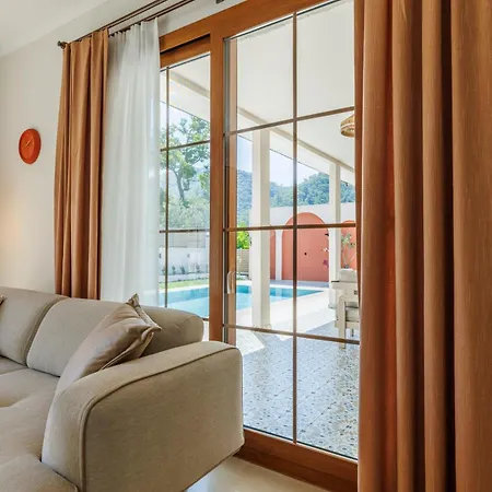 Veranda House Goecek Villa *
